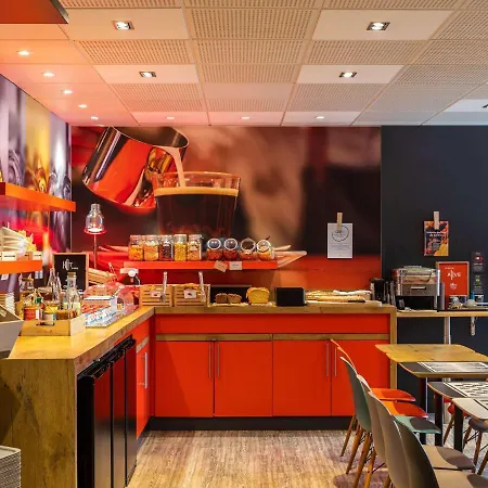 Ibis Madeleine 3*