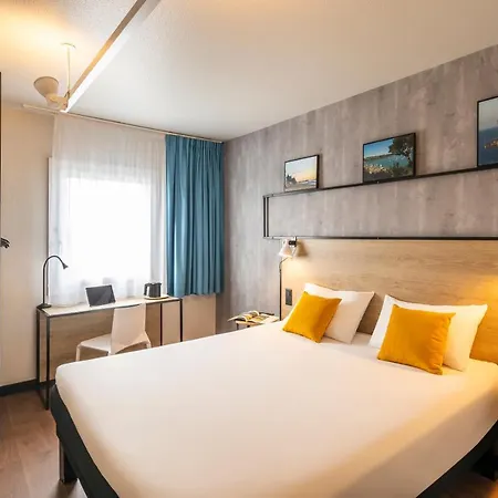 מלון Ibis Madeleine 3*
