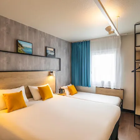 Ibis Madeleine 3* סן מלו