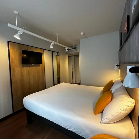Ibis Madeleine Hotel 3*
